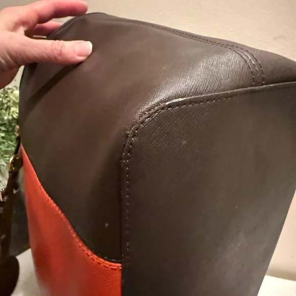 MICHAEL Kors Jet Set StripeTote saffiano leather orange-wallet Set EUC - Picture 7 of 14